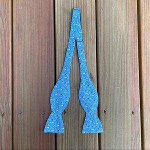 Vineyard Vines Bow Tie